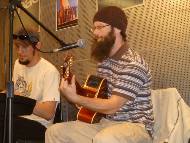 [SHOWCASE] Groundation - Fnac de Nantes - 27 Mars 2012 P1020414