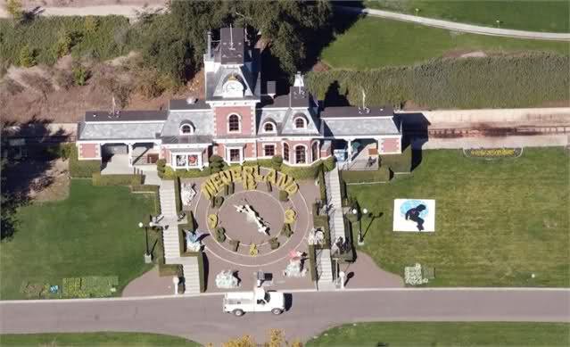 Neverland Valley Ranch - Pagina 4 Jax6hv10