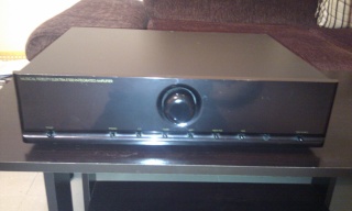 Musical Fidelity E100 integrated amplifier (used)- SOLD Imag0010