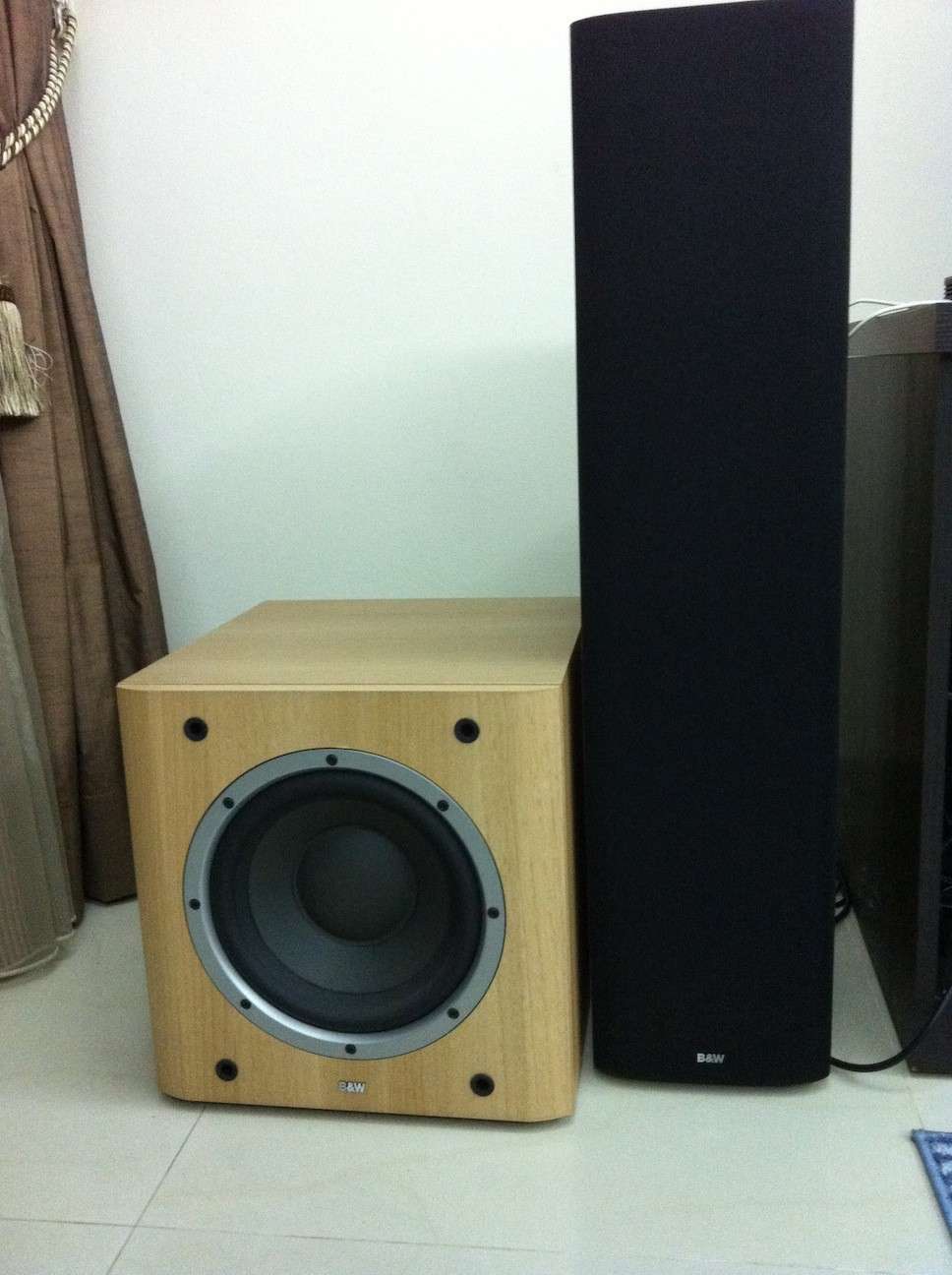 B&W 600 S3 Series 5.1 Speakers : DM602.5 S3, DM600 S3, LCR60 S3, ASW600 (used) Img_3415