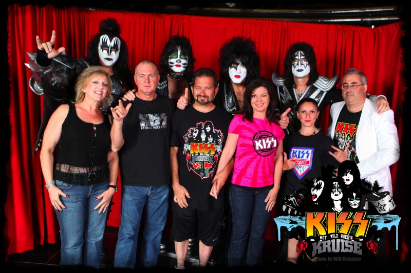 "Reportage" KISS KRUISE !! - Page 4 Kissim11