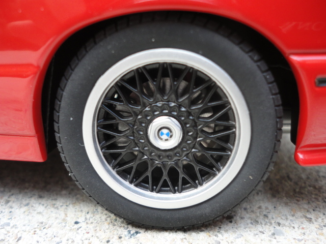 [1/18 de série] BMW m3 e30 evolution cecotto edition Dsc03449