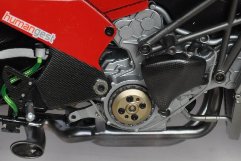 Ducati GP8 Guintoli Csc_0318