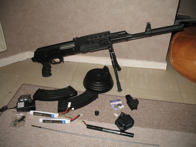 Vend AK47 Tactical V2 + nombreux Accèssoires... Img_0914