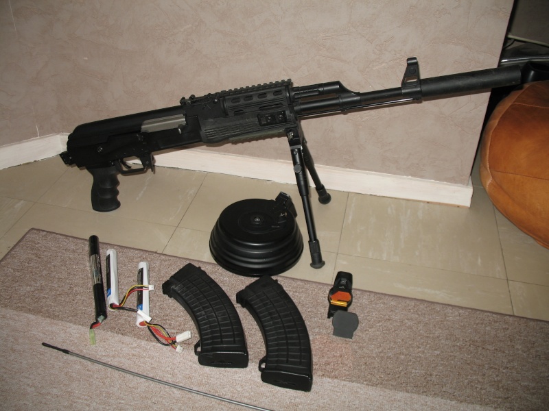 Vend AK47 Tactical V2 + nombreux Accèssoires... Img_0918