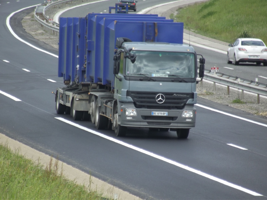 Mercedes Actros MP 1,2 et 3 - Page 2 Camio371
