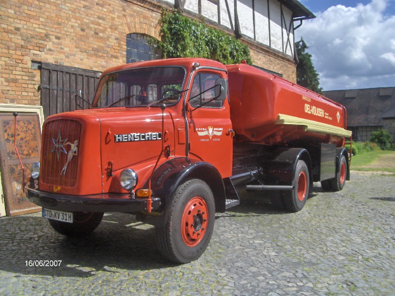 Henschel (D) - Page 4 Hpim7911