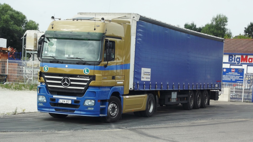 Mercedes Actros MP 1,2 et 3 - Page 3 Photo_72