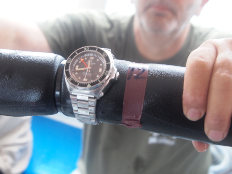 - Résultats du test montres et plongée du CHA 2011 P9183111