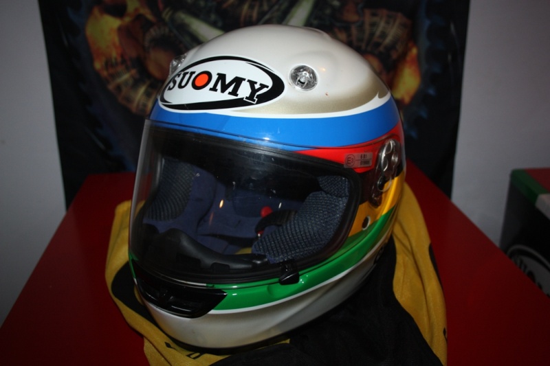 Suomy Vandal - Troy Bayliss - Limited Edition Img_8016