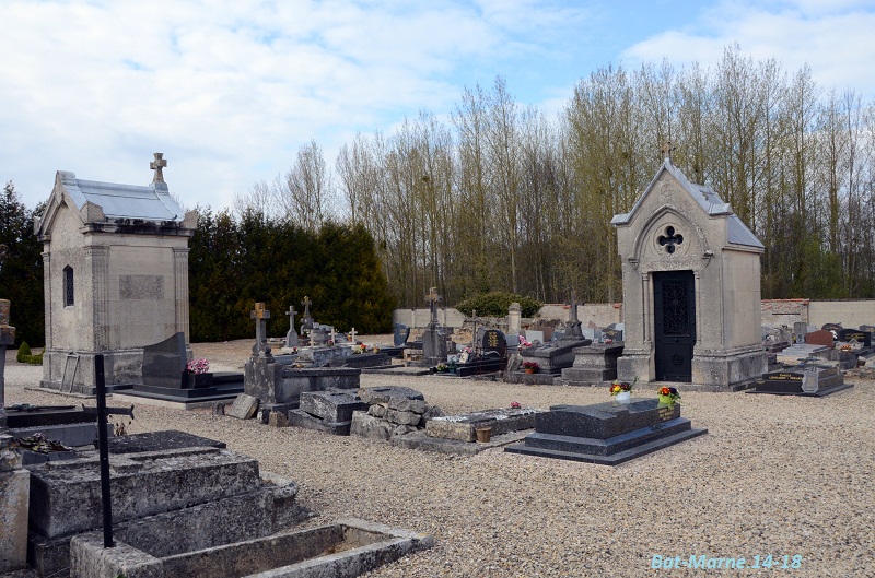 Le cimetière communal de Loivre (2ème partie) 1_610