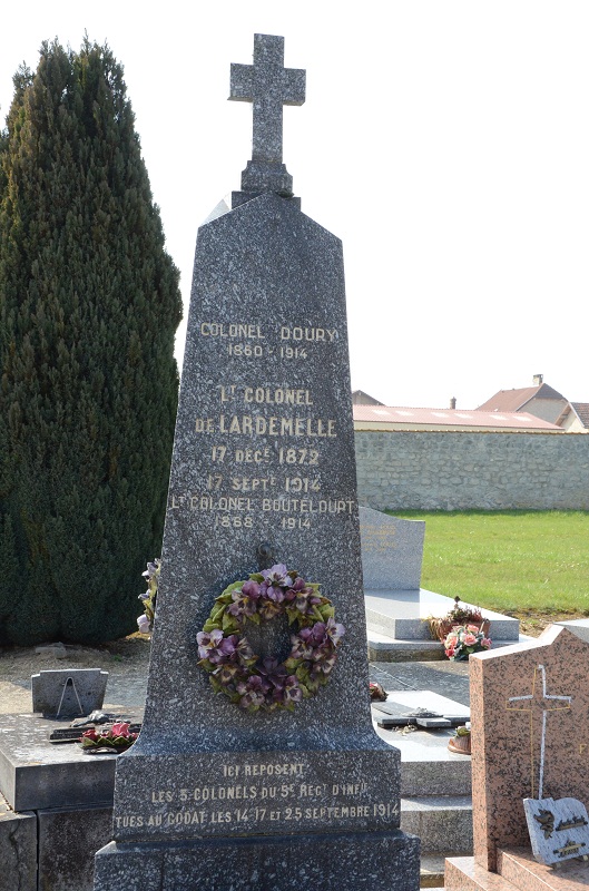 Cimetière communal de Cauroy-les-Hermonville 411