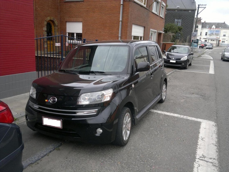 daihatsu croisé sur la route 27072010