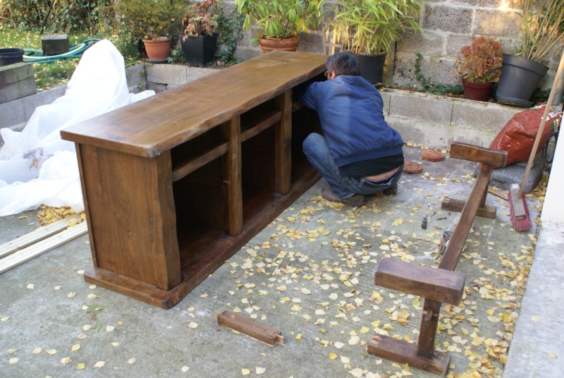 Notre  création avec  un vieux buffet...enfin avec ses pieds Travau76