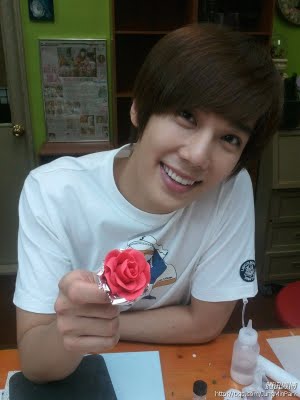 Nuevas imagenes de JungMin en weibo 212