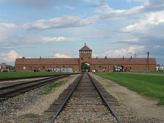 Auschwitz-Birkenau (le camp de la mort) ( en streaming ) 800pxb10