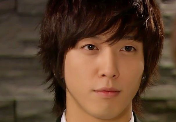 Jung Yong Hwa <3 Actu11