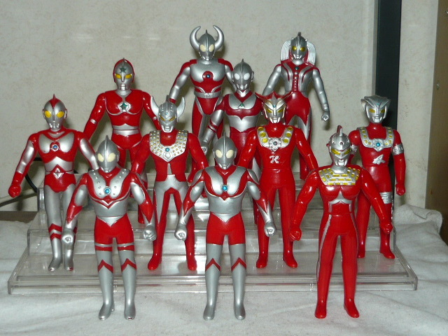 Riunione di famiglia (Ultraman inside)!!!!!! Kgrhqe11