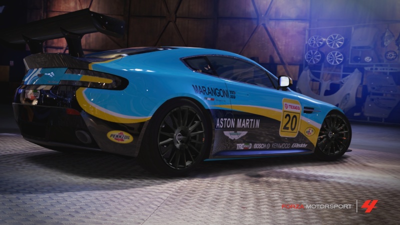 [LIVREA FM4] - Aston Martin Vantage - stenox76xxx - TRCD Aston110