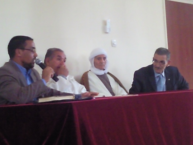 صورة تذكارية مع المجاهد الكميتي عبد القادر و سالمي الجلالي Photo012