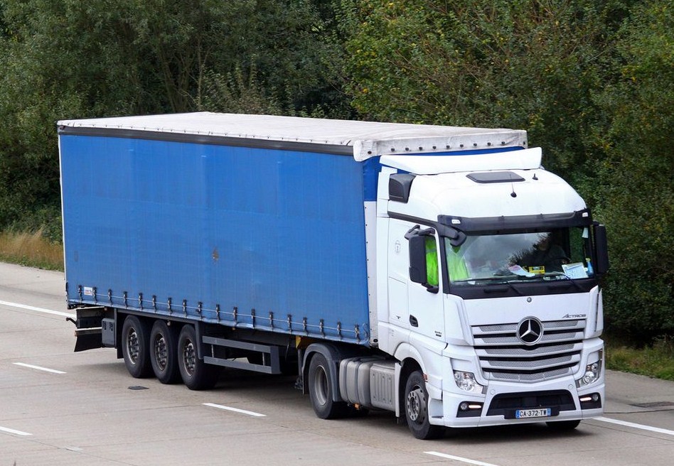 Mercedes Actros MP4 (euro 6 )  - Page 2 Mb_ac181