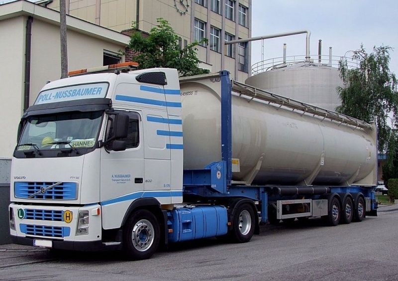 Silo Poll Nussbaumer (Gmunden) Volvo203