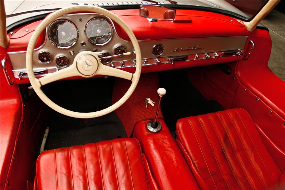 une Mercedes-Benz 300SL Gullwing de 1954 en vente par Barrett-Jackson 11597814