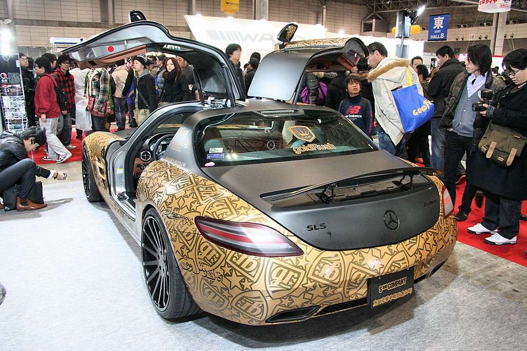 une mercedes un peu particulière, fun, drôle, bizarre ou insolite 67197810