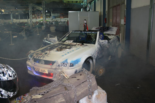 une mercedes un peu particulière, fun, drôle, bizarre ou insolite Mb_sl513