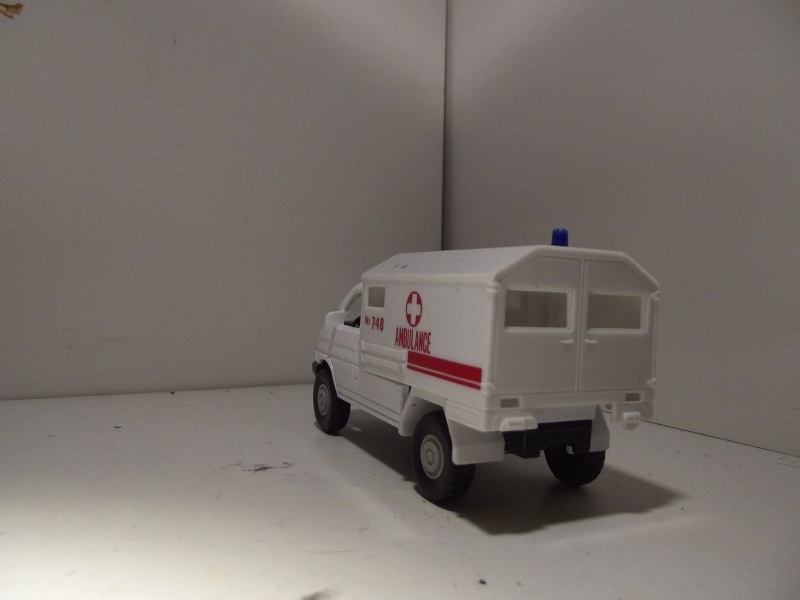 ambulance 00358