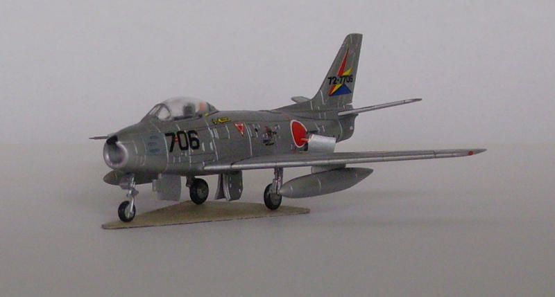North American F-86F-40 in 1/144 F-86_j10