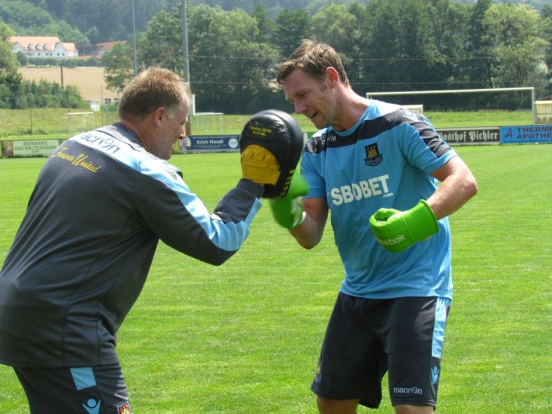 REPORTAGE de nos hammers a vienne 2 au 9/7/2012 Nolan10