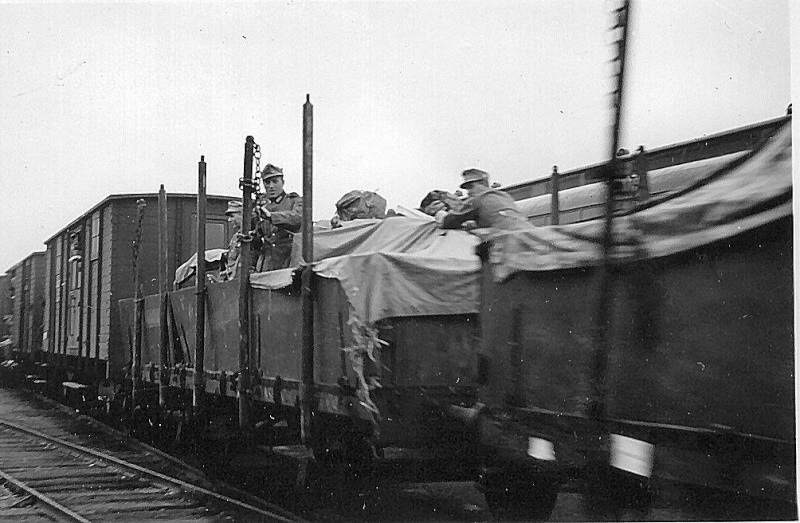 BR86 mit Mörser Thor eisenbahnverlastet und Railway Gondola, als Dio - Seite 2 Storli10