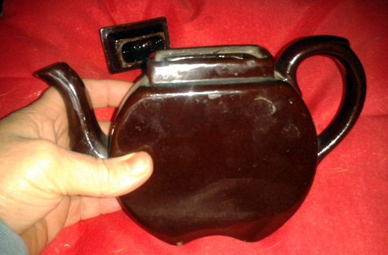 Little brown Jug...no...It's a Teapot!  Sizevs11