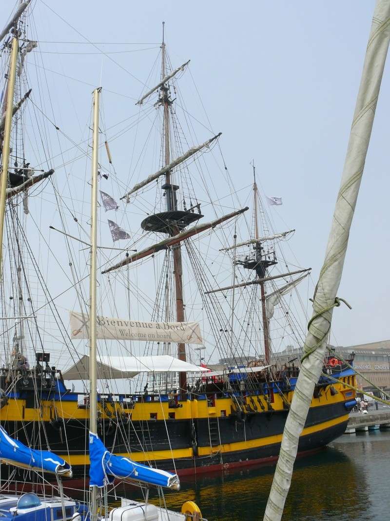 L'ETOILE DU ROY ex GRAND TURK à quai à SAINT MALO L_etoi99