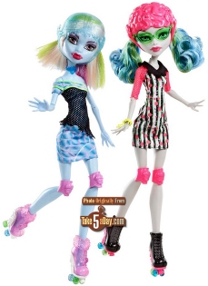 MONSTER HIGH (les nouvelles en route pour 2012 !)  - Page 20 Newsro10