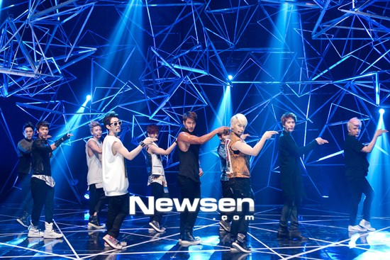 M!Countdown 05-07-12 Newsen16