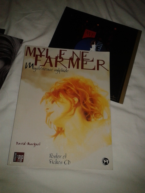 COLLECTION MAGAZINE MYLENE FARMER (cd livre dvd magazine ) 2012-117