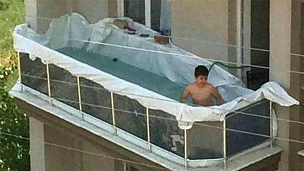 piscina en el balcón