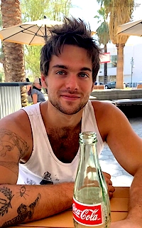 Dylan Sprayberry [585 avatars] - Page 5 Ds111