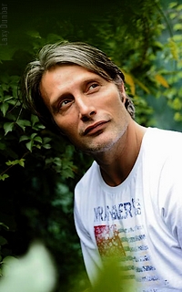 Mads Mikkelsen [115 avatars] M_m2010