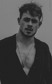 Dacre Montgomery [71 avatars] Montgo24