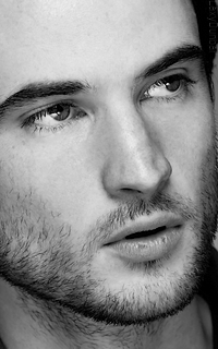 Tom Sturridge [41 avatars] Tom210