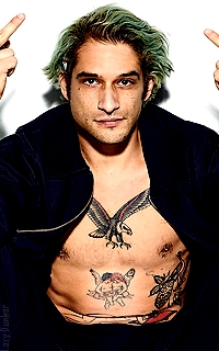 Tyler Posey [50 avatars] TW : Hot Tpose110