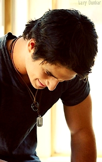 Tyler Posey [50 avatars] TW : Hot Tyler610