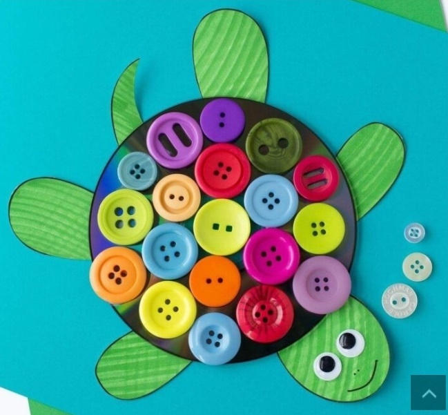 Tortuga botonera para decorar con cds reciclados. Screen23