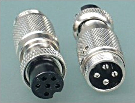 Adaptateur 4 broches male vers 6 broches femelle (Pour branchement micro) Adapta12