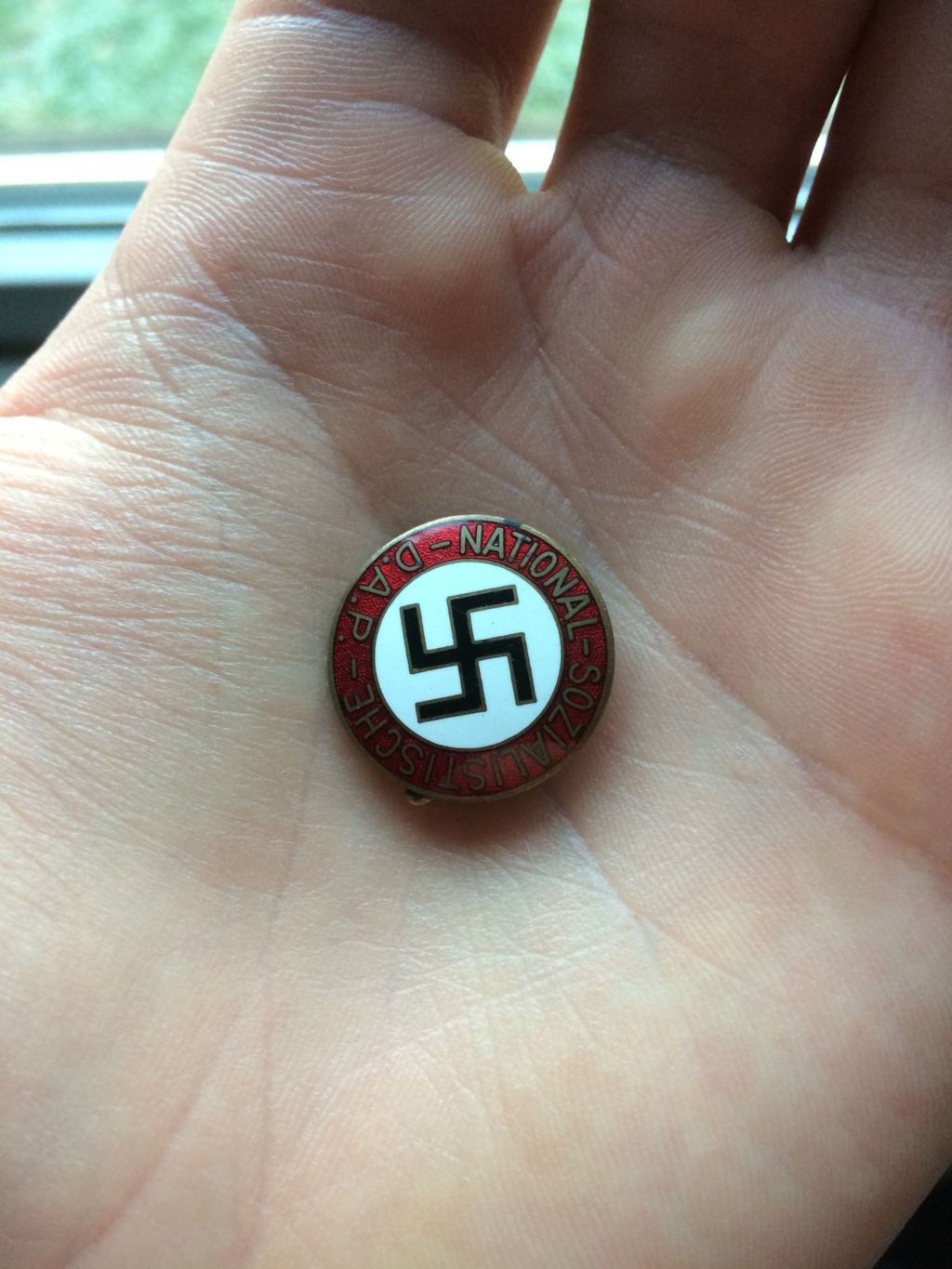 Badges du NSDAP - Page 2 01115