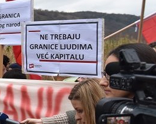 Migranti prosvjeduju u Francuskoj Rf12