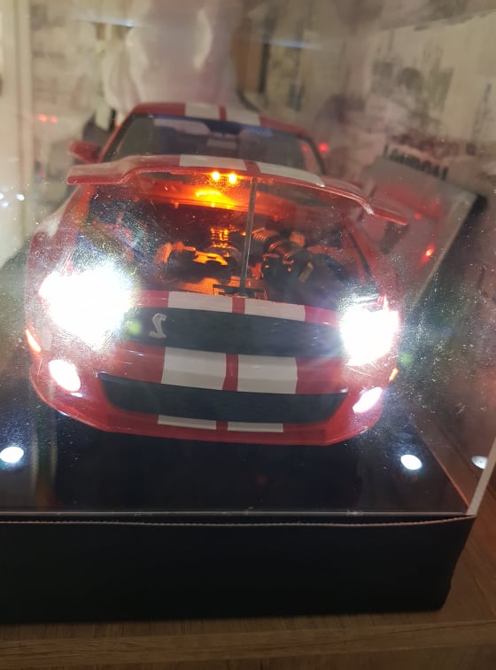 Revell Shelby GT500 mit LED, Blinker und Innenbeleuchtung 92320210